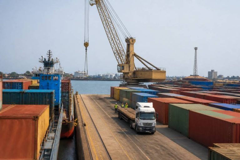 West afrique : les moteurs de croissance et les défis du commerce régional West afrique : les moteurs de croissance et les défis du commerce régional