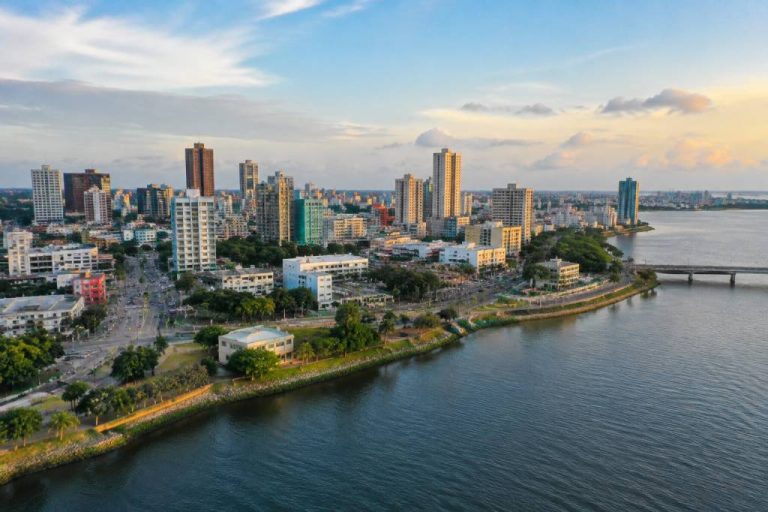 Superficie de la Côte d’Ivoire : chiffres clés, régions et comparaison en Afrique